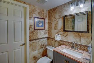 Closest Walk Across Street To Disneyland Full Kitchen Free Laundry Free Parking Pool & Spa - 8