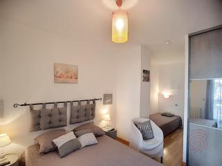 Charmant F2 avec Balcons, Proche Thermes, Animaux Acceptés, Wifi, Ascenseur, Parking Gratuit - FR-1-451-206 - 2