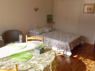 Studio cosy avec loggia - 2 pers. - Centre-ville et cures à proximité, animaux acceptés - FR-1-703-172 - Amélie-les-Bains-Palalda - 3