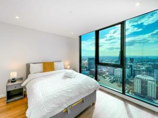Pride CBD Skyline View 2B2B Apartment LV32 - 9