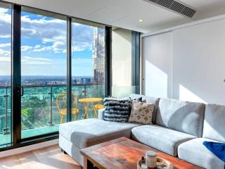 Pride CBD Skyline View 2B2B Apartment LV32 - 3