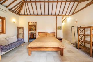 Gorgeous 4 BR Villa in Canggu - Tumbak Bayuh - 7