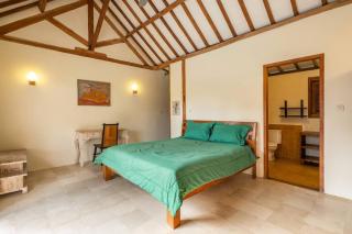 Gorgeous 4 BR Villa in Canggu - Tumbak Bayuh - 5