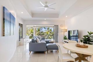 Blanco at Island Views—Beautiful Beachfront Living - Palm Cove - 0