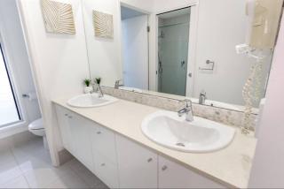 Blanco Beachfront Beauty - Chic Palm Cove Hideaway - Palm Cove - 3