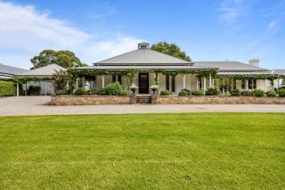 Twin Shores Farm Stay - Eraring - 0