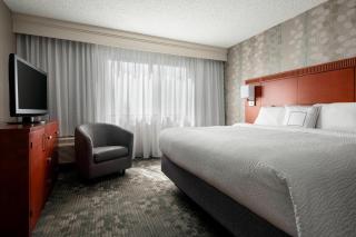 Courtyard by Marriott San Francisco Airport - 4