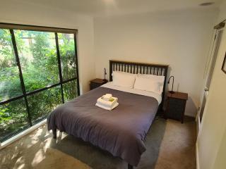 Rail Trail Cottage - Bright - Bright - 2