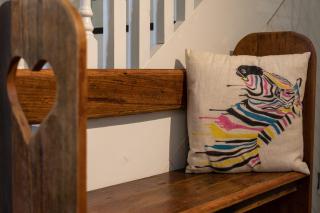 Lauren's Place - Bright - 2