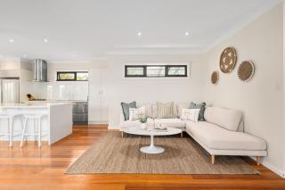 Luxurious 3-Bed Home with Outdoor Spa by Beach - Tootgarook - 3
