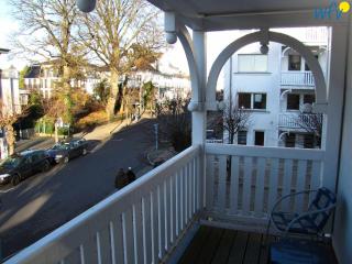 Villa Laetitia Ferienwohnung 8 - Binz - 4
