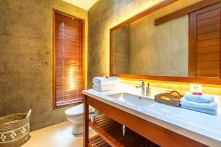 Bright Modern Villa in Perfect Walkable Location - Sanur - 1
