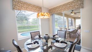 Last Minute Disney Getaway! Private Pool, Hot Tub & Games Room. Book Now! #15120 - Orlando - 1
