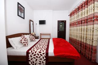 Gregory Hills - Nuwara Eliya - 2
