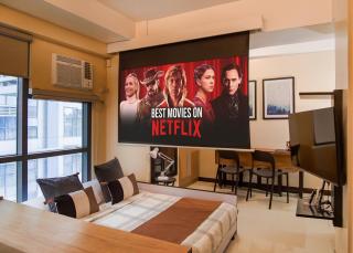 Max Dwell Bgc Creative Space with 84 " Cinema - Manila - 0