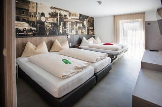 FairSleep AVIA Motel Zwettl - Zwettl Stadt - 7