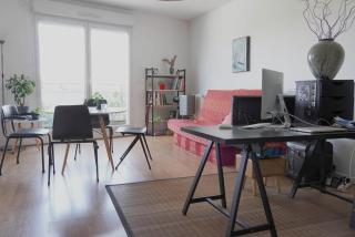 chambre privée POUR FEMME UNIQUEMENT dans appartement à partager - spatieux - 15 minutes Paris - Saint-Denis - 8