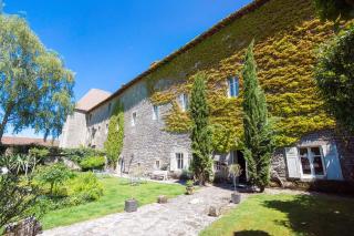 Maison d'Hôtes de l'Ancien Couvent des Carmes - Mortemart - 0