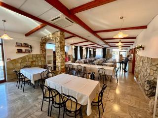 Hotel La Vetta Europa - Castellana Grotte - 2