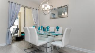 Last Minute Disney Getaway! Private Pool, Hot Tub & Games Room. Book Now! #22516 - Kissimmee - 4