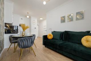 Elegant Apartment near Rondo ONZ by Renters Prestige - Warsaw - 4