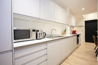 Super 2 Bed Apartment Close to Victoria Station - Manchester - 9