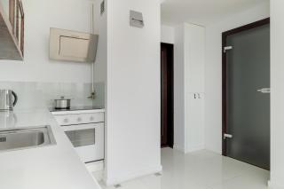 Katowicka Comfy Apartments next to Spodek by Noclegi Renters - 1