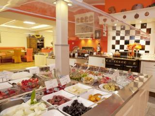 Hotel Villa Monte Vino - 1