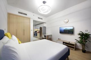 Aura Azizi - Downtown Jabel Ali by Golden Casa - 1