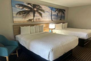 Days Inn by Wyndham Port Charlotte Town Center - 3