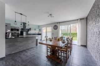 Maison Moderne à 10min des lacs - 6 couchages - 8
