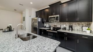 Last Minute Disney Getaway! Private Pool, Hot Tub & Games Room. Book Now! #18424 - Davenport - 4