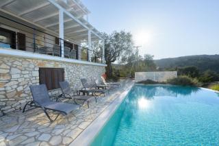 VILLA BOUGARINI Haven Family Villa Rock pool oasis - 8