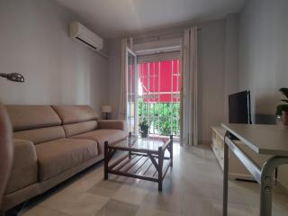 Luminoso Apartamento Exterior con Balcón y Patio en Centro Histórico Feria-Alameda - Seville - 1