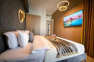 One Verdi Park Exclusive Apartments - Panoramic View & Private Parking - Bucharest - 4