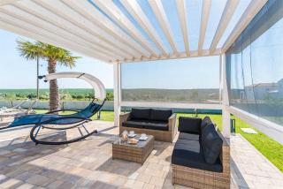 Villa Providenca with heated pool - Debeljak - 3