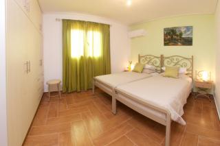 Kazarma Luxury Apartment at Klismata village 8 guests - Spartià - 4