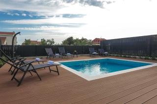 Villa Tuta with heated pool, only 150 m from the beach - Pakoštane - 9