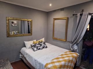 Bono Luxury Guesthouse - Rustenburg - 5