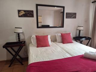 Bono Luxury Guesthouse - Rustenburg - 7