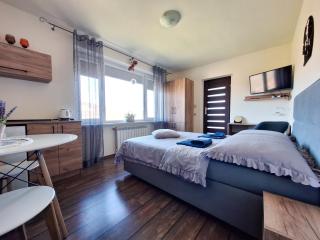 Noclegi Fregata - Pokoje Gościnne w Solinie 661-459-339 - Solina - 2
