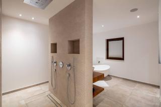 Villa Clementine with pool, sea view - 8