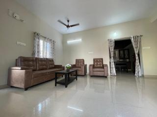 SSN Home Stays in Tirupati Near Alipiri - 7