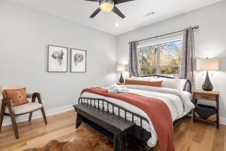 Porte Orange-Modern Home-1 mi from DT Fayetteville - 8