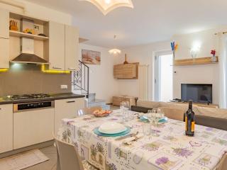 Holiday Home Carmen by Interhome - Brissago Valtravaglia - 2