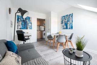 Le Monnet - Cosy 2-Person Apartment near Metro Gorge de Loup - Lione - 7