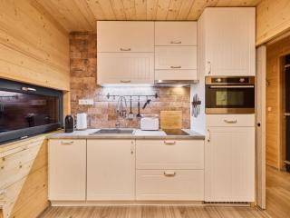 Chalet Luxe Timber Lodge & Yoga Loft by Interhome - 7