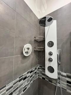 Napoli inn station - 6