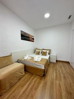 MI CASA ES TU CASA - Hospitalet de Llobregat - 6