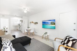 Charming 2 Bedroom Apartment in Victoria Park - Fort Lauderdale - 7